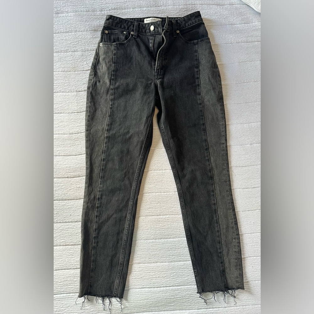 Abercrombie & Fitch The Mom High Rise Jeans Black Raw Hem